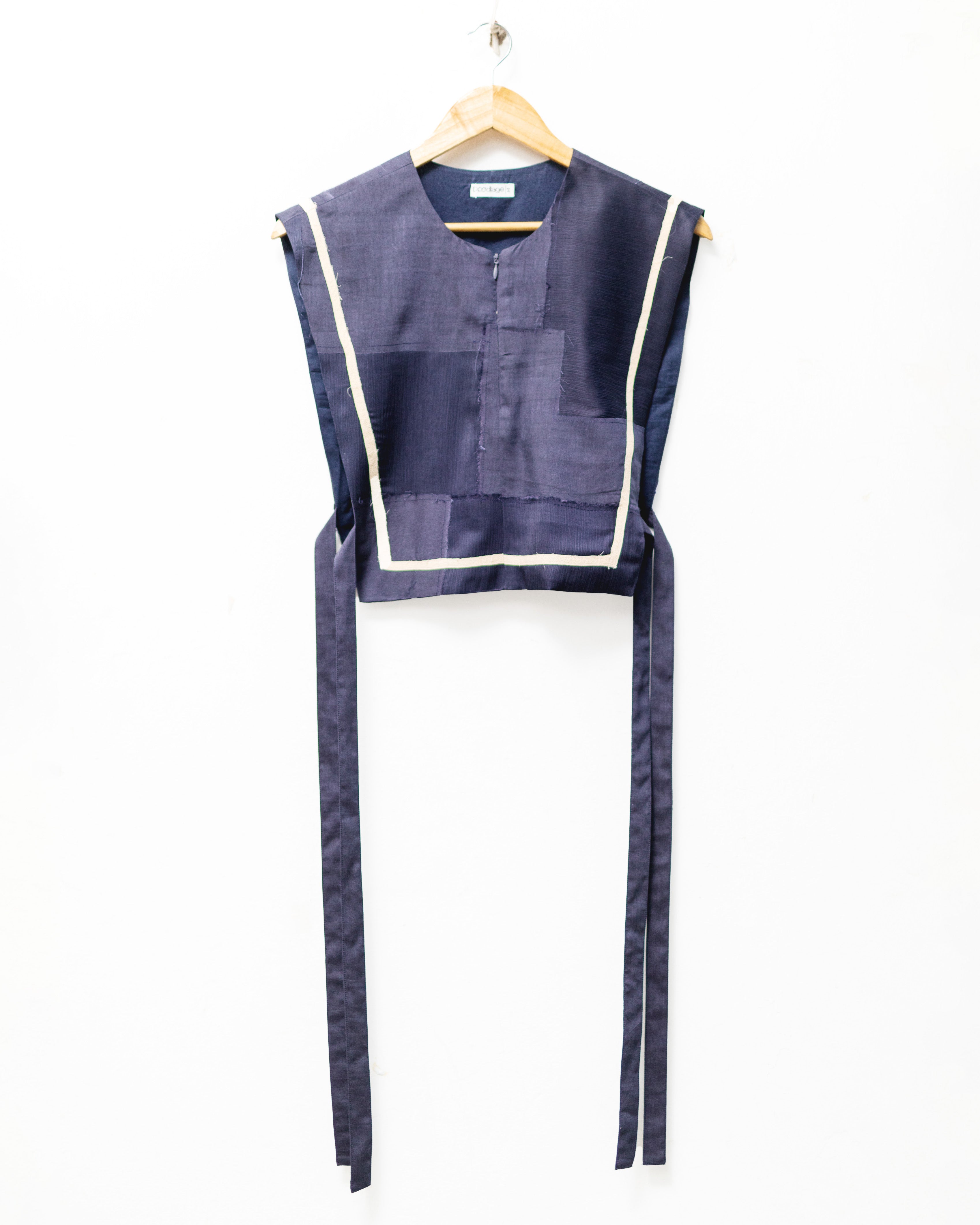 ECLIPSE NAVY TOP