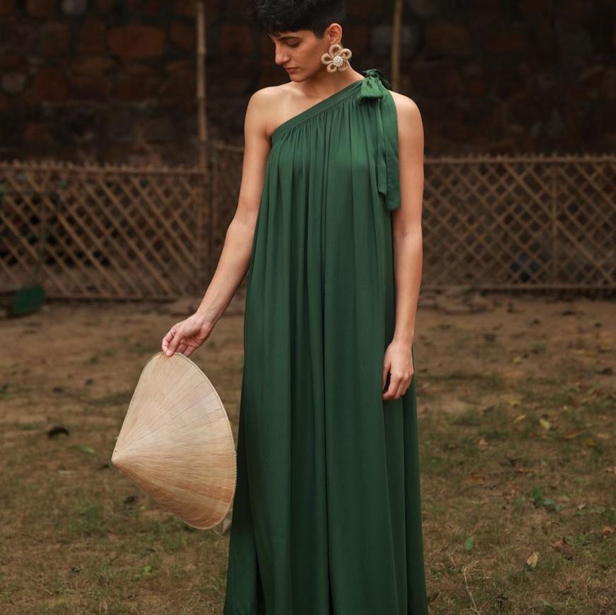 DARYL EMERALD DRESS - Main Image