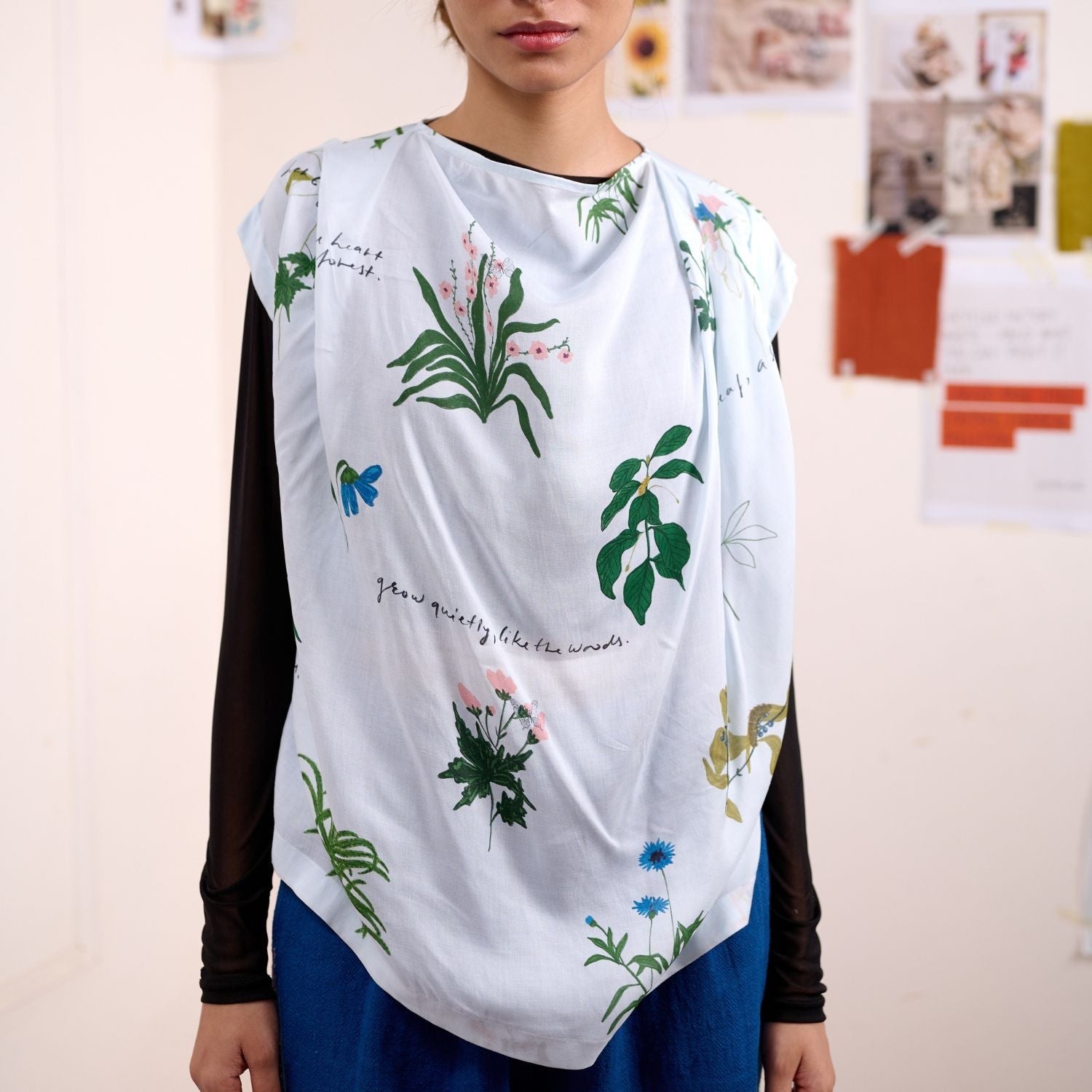 MISTELLE PRINTED TOP