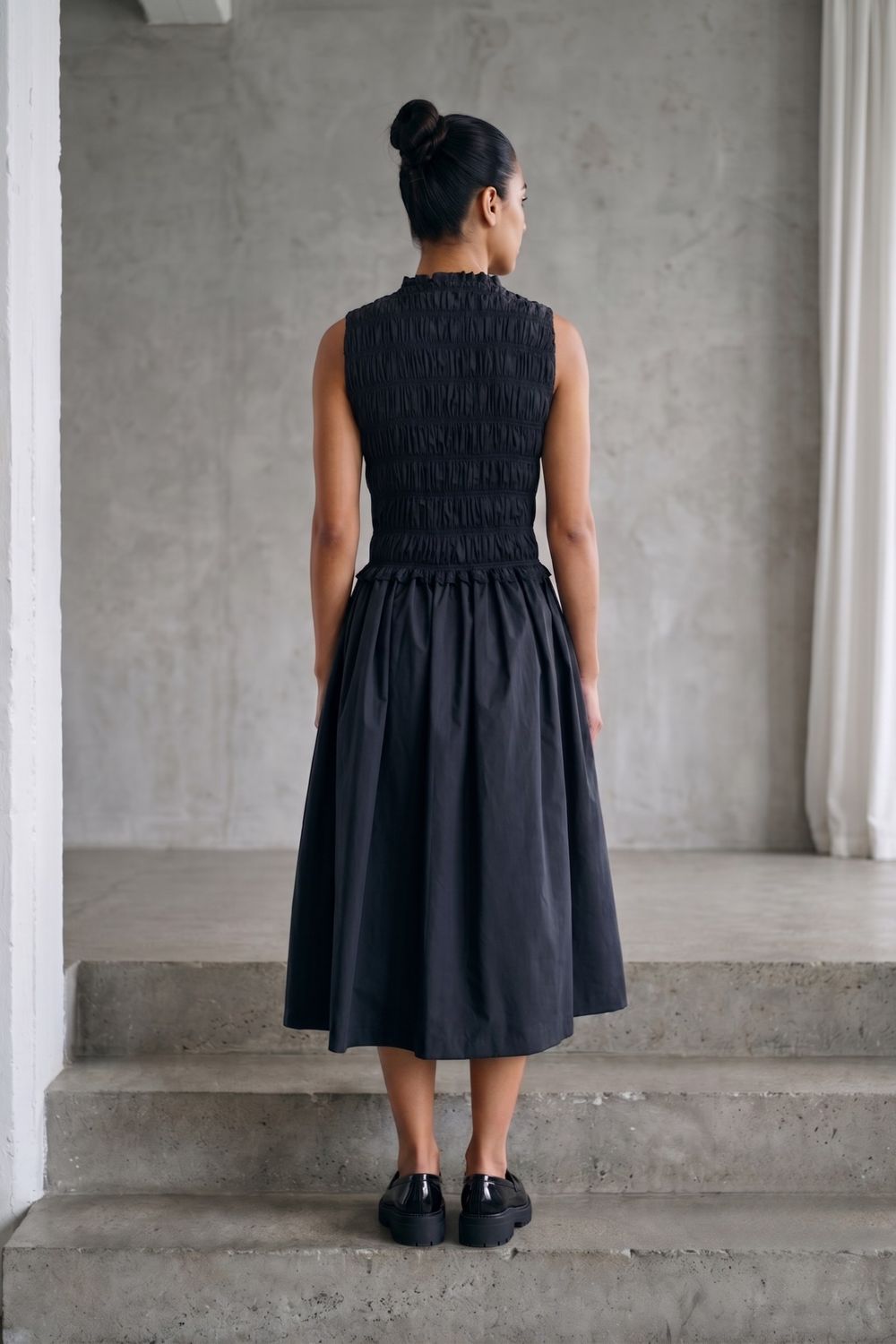 MIDSUMMER BLACK DRESS