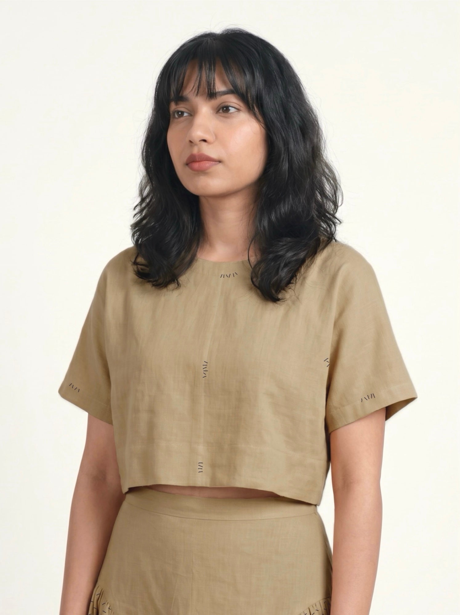 EASE BEIGE TOP