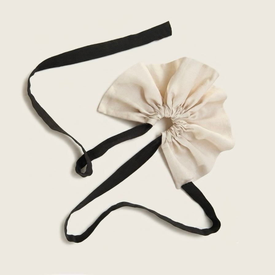 Joy Scrunchie White