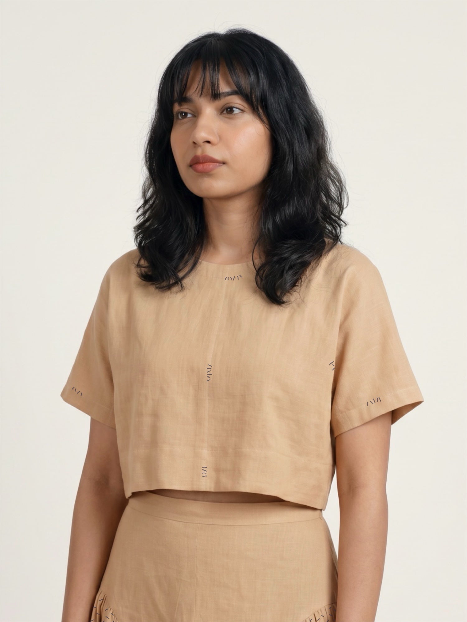 EASE BEIGE TOP