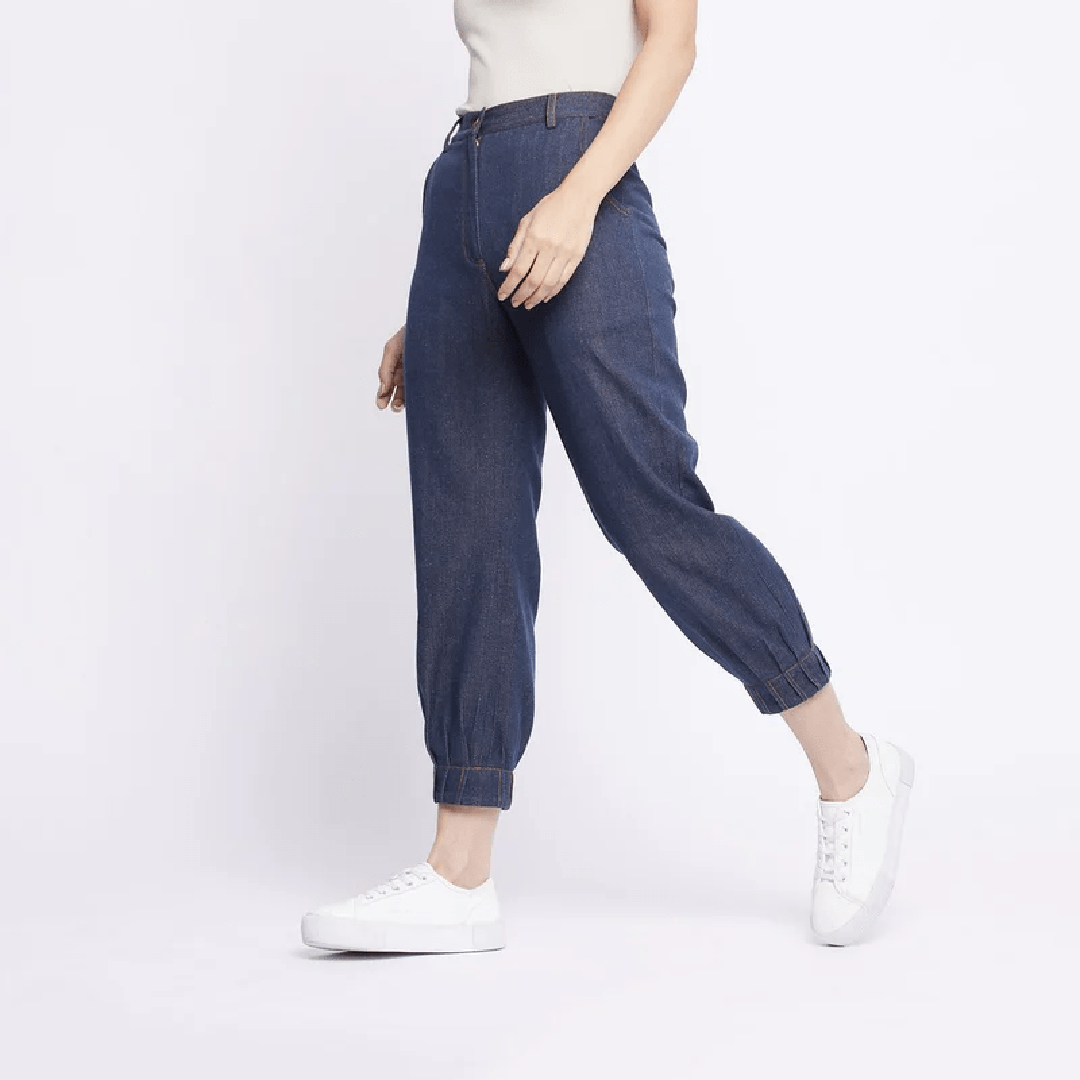 UPCYCLED TUCKED PANTS