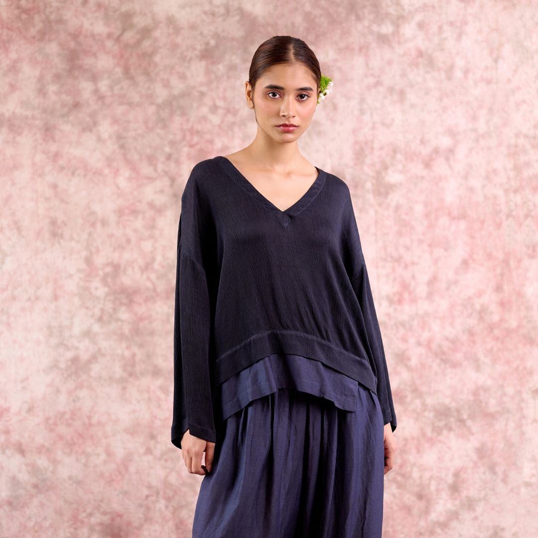SAVANNA NAVY TOP