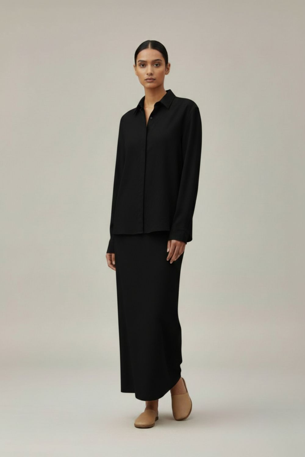 EARO BLACK SHIRT