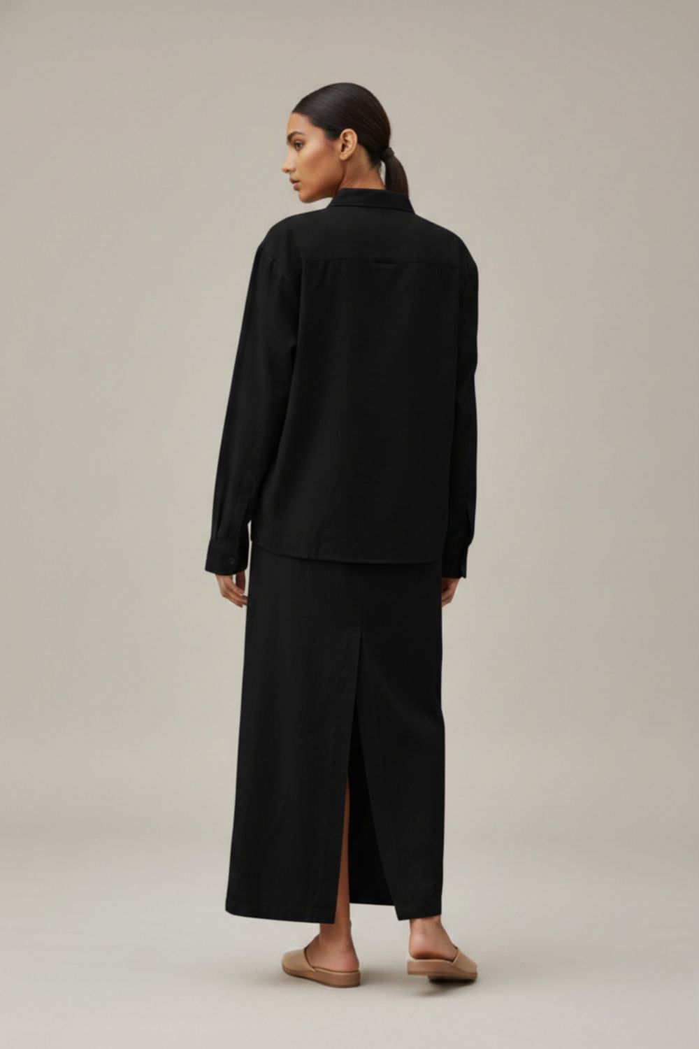 EARO BLACK SHIRT