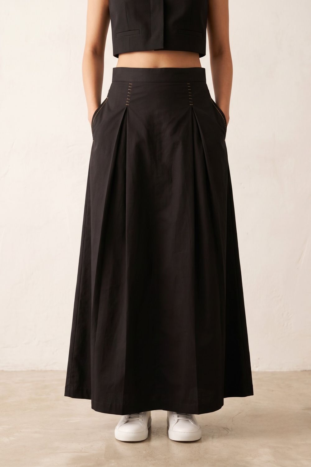 JUDY BLACK SKIRT