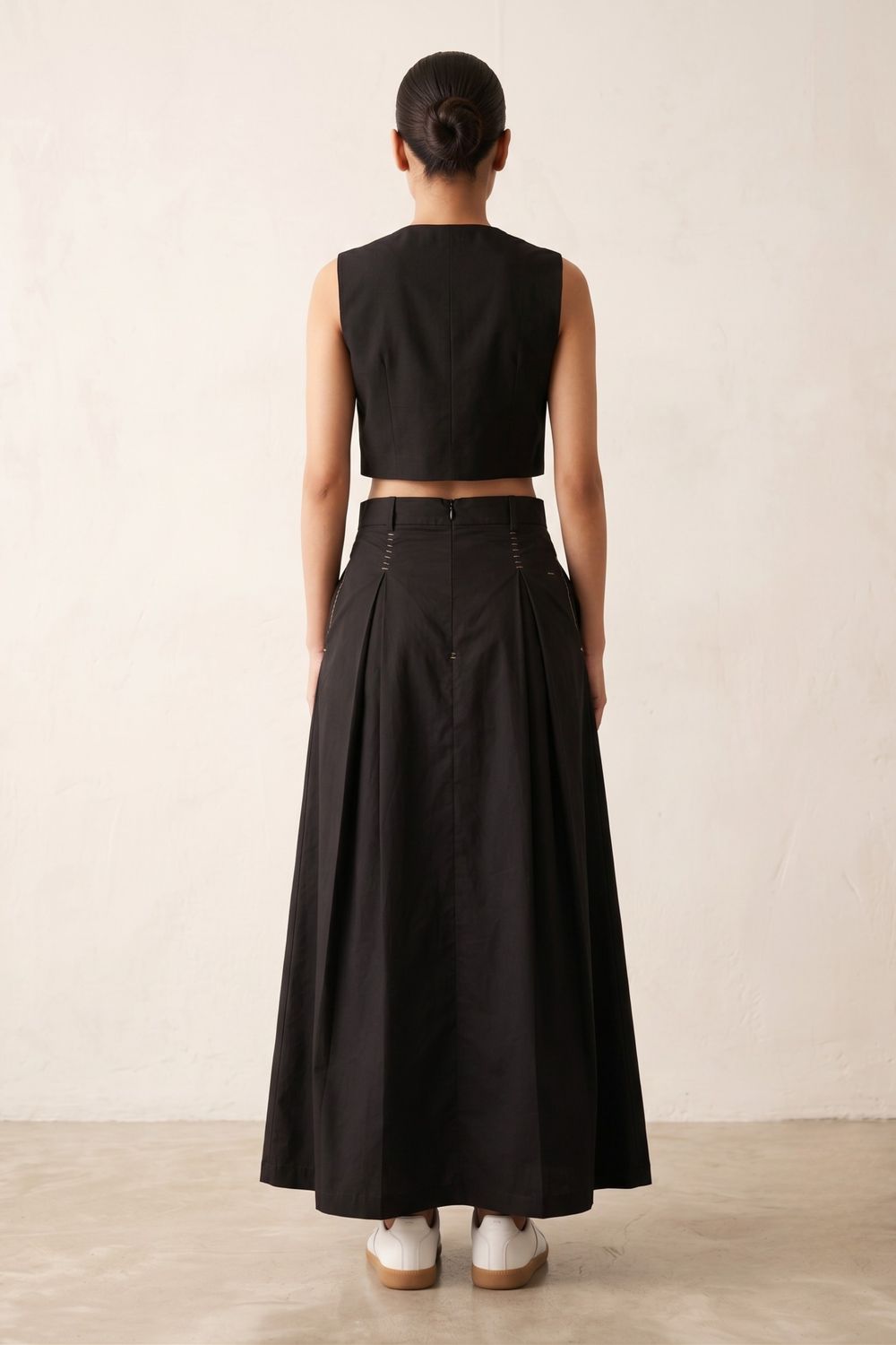 JUDY BLACK SKIRT