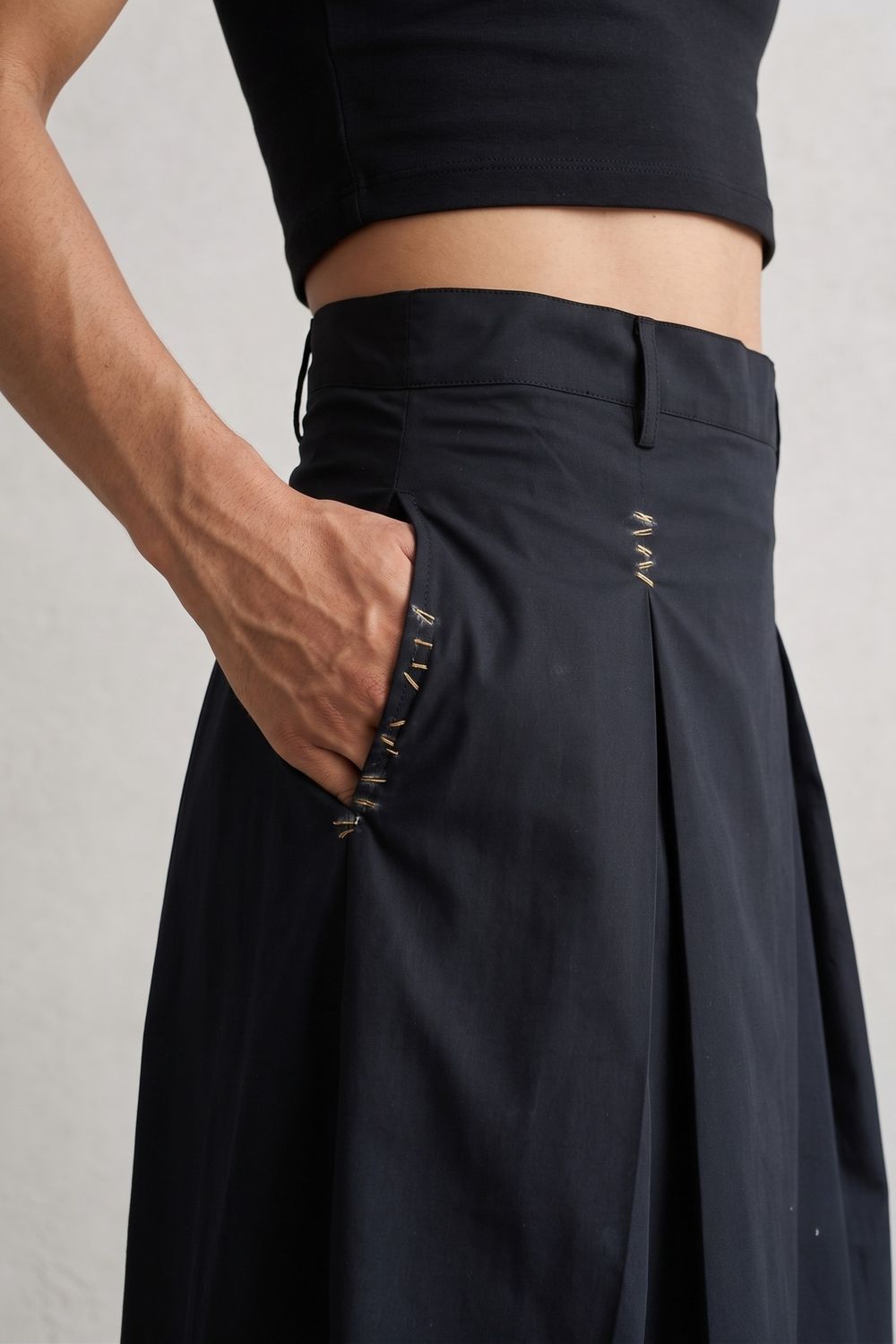 JUDY BLACK SKIRT