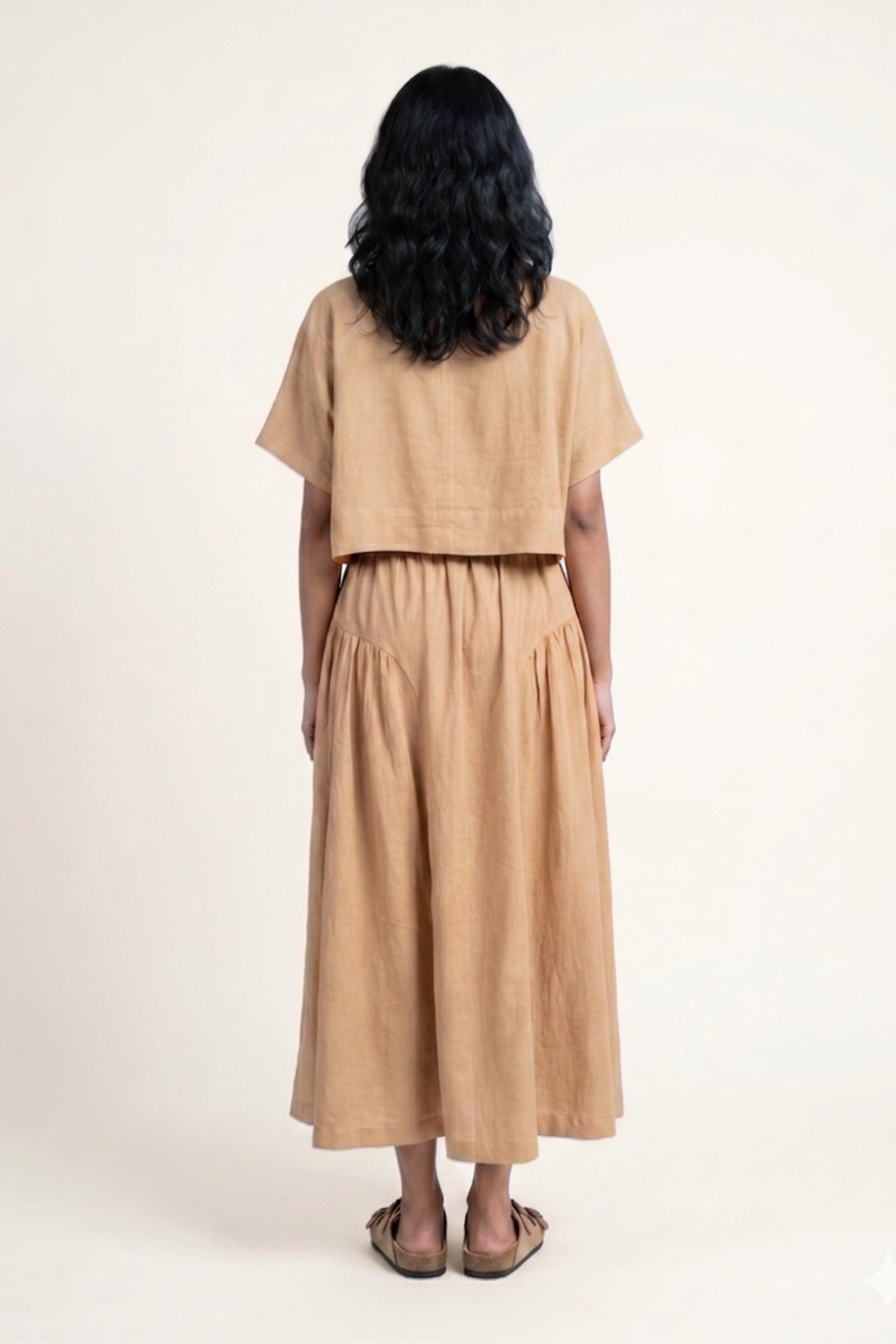 EASE BEIGE TOP