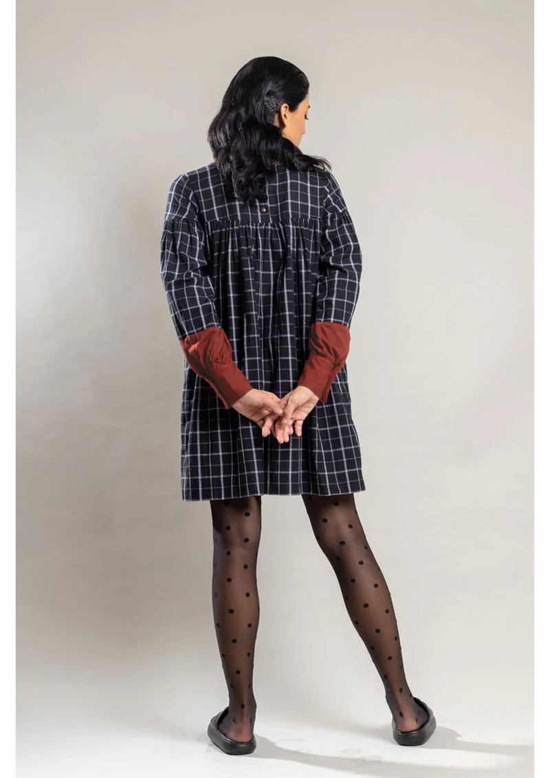 Tyana Black Dress