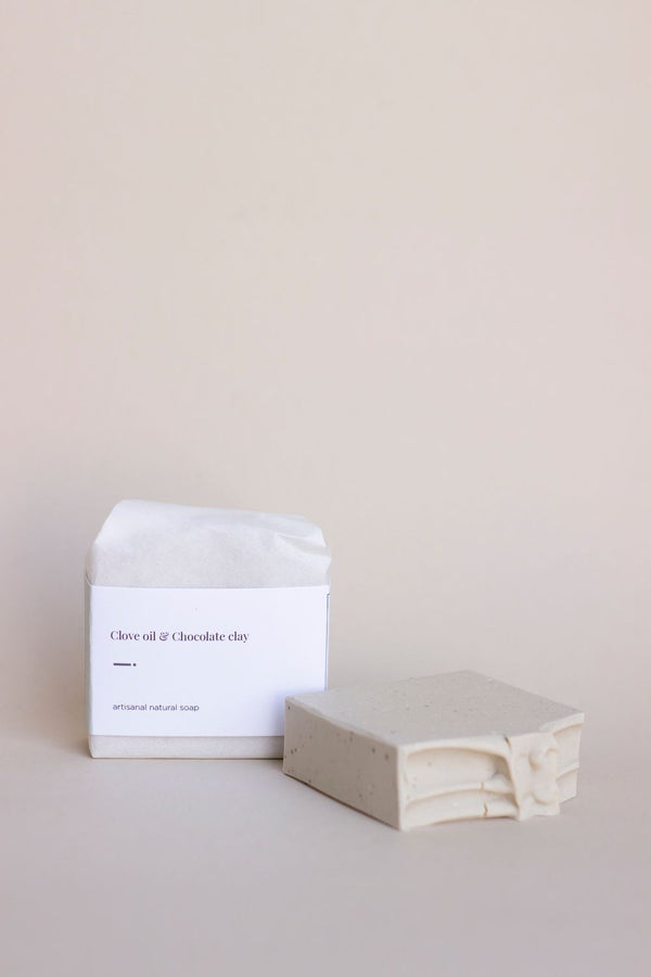 Clove oil & chocolate clay