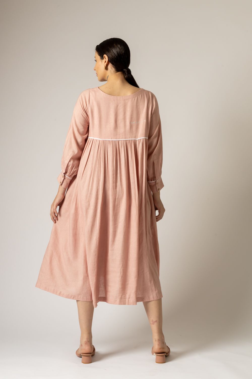 Yayoi pink dress