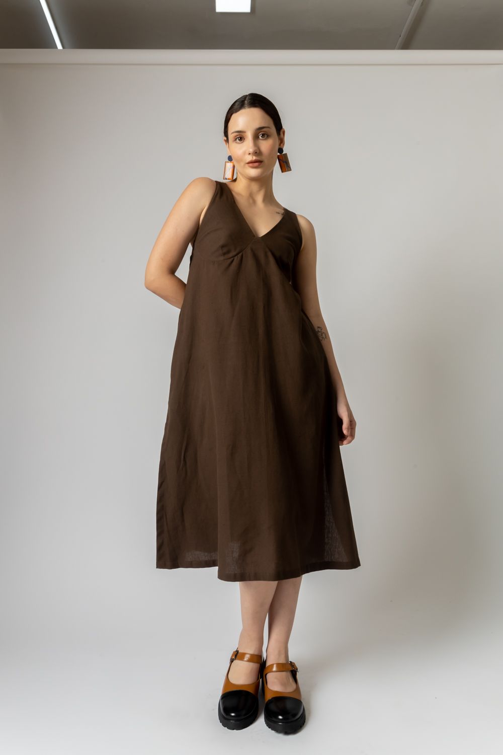 Iris brown dress