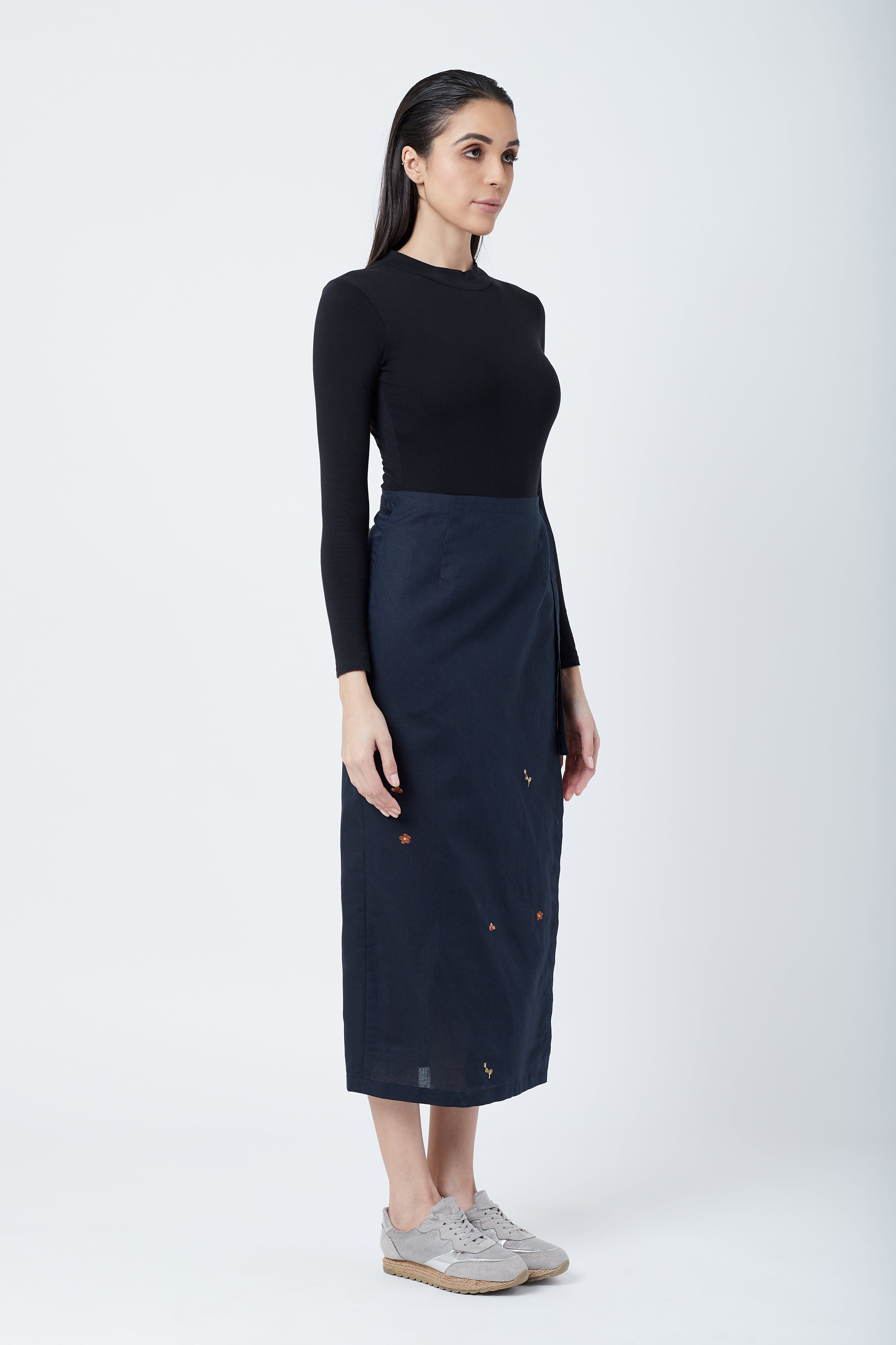 Alicia Black Skirt